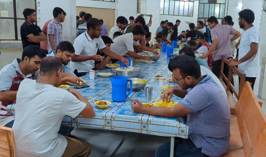 ছাত্রলীগ না থাকায় ভালো খাচ্ছেন শিক্ষার্থীরা